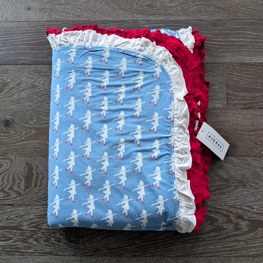 NWT Kickee Pants Print Ruffle Sherpa lines Throw Blanket In Blue Moon Ice Skater